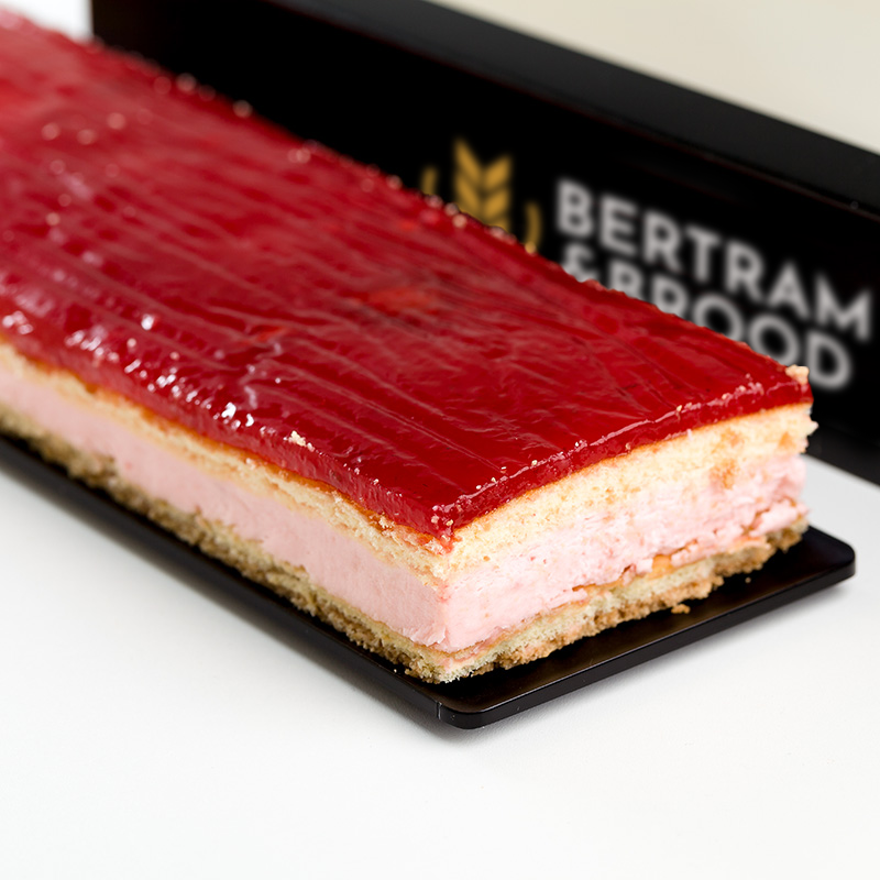 AARDBEI KWARK TRAKTEERGEBAK