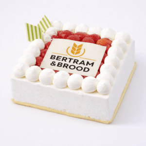 AARDBEI KWARK FOTOTAART